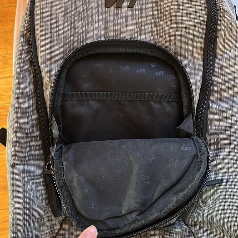 Veevan Backpack